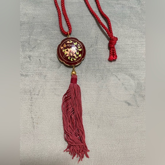 Vintage Asian Cloisonné, enamel tassel pendant with red cord 14 inch hang EUC - Picture 4 of 12